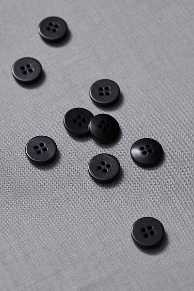 Plain Corozo Button 15 mm - Black